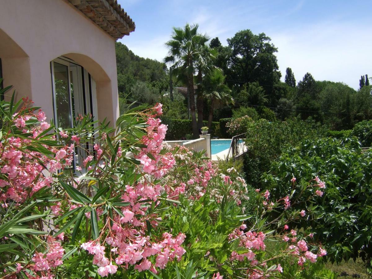 Au Vallon Rouge Saint-Paul-de-Vence Buitenkant foto